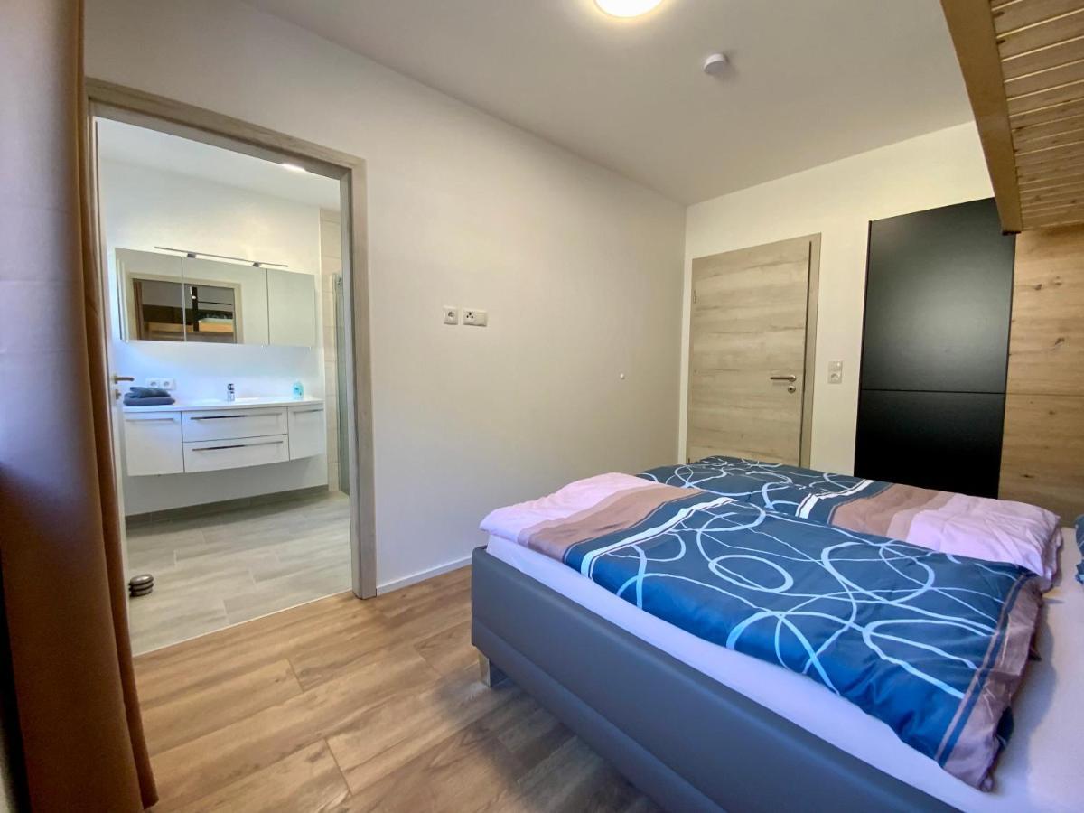 Deluxefort Fuer 10 Gaeste Mit Eigenem Whirlpool Und Fasssauna Imst Bagian luar foto