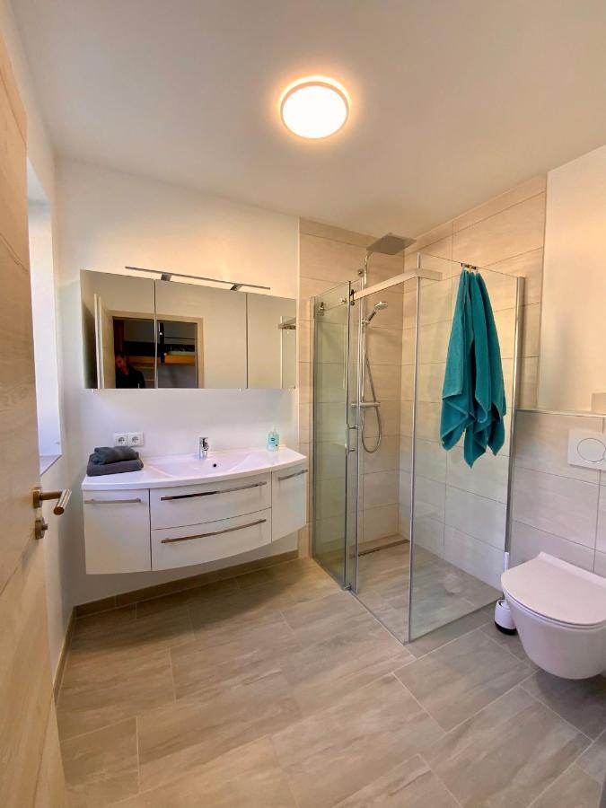 Deluxefort Fuer 10 Gaeste Mit Eigenem Whirlpool Und Fasssauna Imst Bagian luar foto